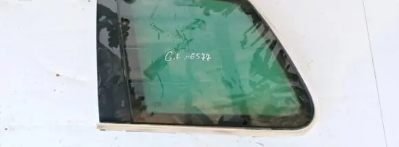 Volkswagen Touareg I Rear side window