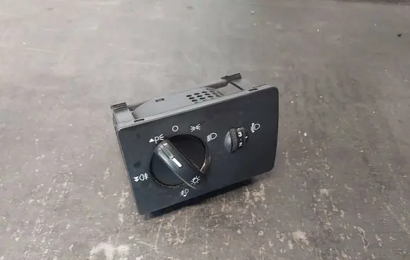 Ford Focus Light switch 4M5T13A024LA