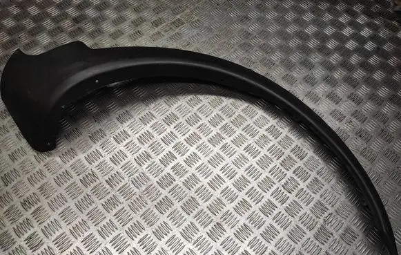 Volvo XC70 Front arch trim 8620130 09190878