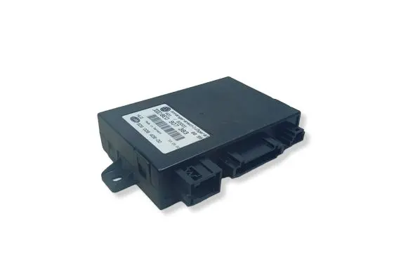 Audi A4 S4 B6 8E 8H Tow bar trailer control unit/module 8E0907383KASACJA 8E0907383