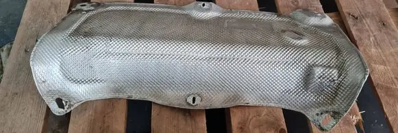 Exhaust heat shield