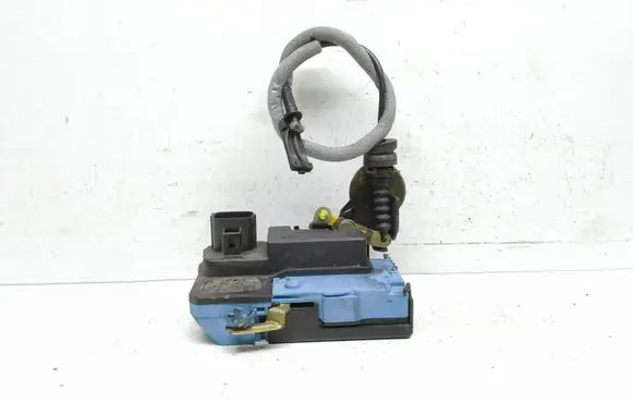 Volvo XC90 Front door lock 