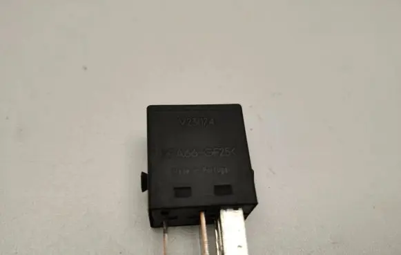Mercedes-Benz CL C215 Other relay A0025421219