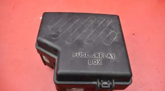 Fuse box set