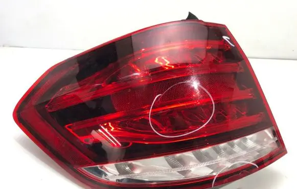 Mercedes-Benz E W212 Rear/tail lights A2129061703