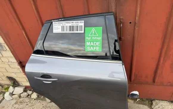 Renault Symbioz Rear door