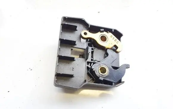 Opel Zafira A Seat back rest lock catch 90589002g 76360