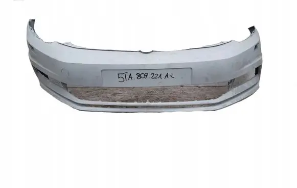 Volkswagen Touran III Front bumper 5TA807221