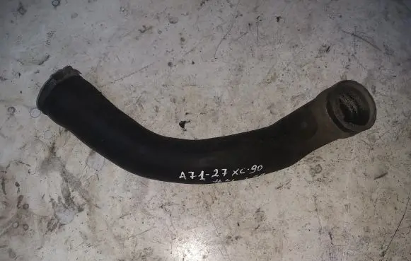 Volvo XC90 Engine coolant pipe/hose