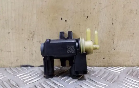 Audi A6 C7 Turbo solenoid valve 8K0906627