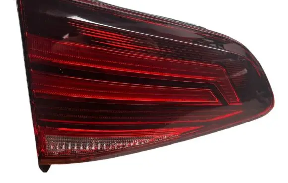 Volkswagen Golf VII Rear/tail lights 5G0945093AG L90124374