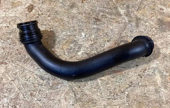 BMW X3 G01 Intercooler hose/pipe 1162596