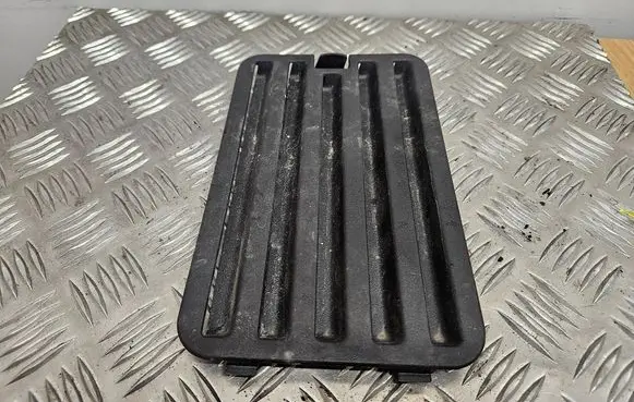 Jaguar XK - XKR Trunk/boot trim cover 6W8301918AD