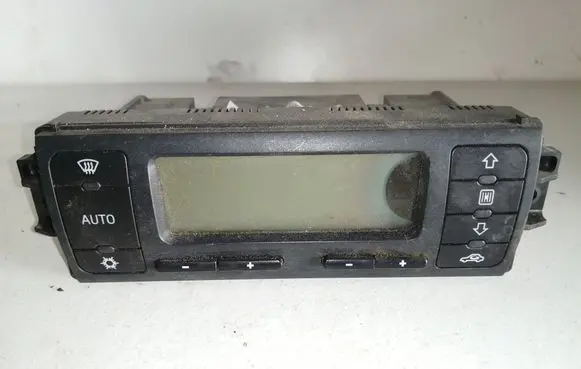 Seat Toledo II (1M) Climate control unit 1M0820043D