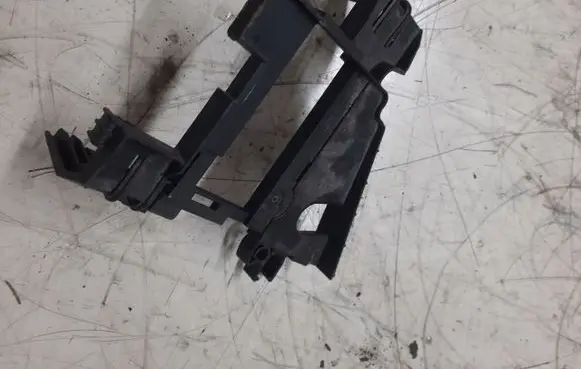 Skoda Citigo Battery bracket 