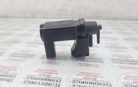 Volkswagen Touareg I Turbo solenoid valve 059906628B