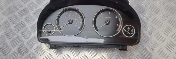 BMW 5 F10 F11 Speedometer (instrument cluster) 9227616