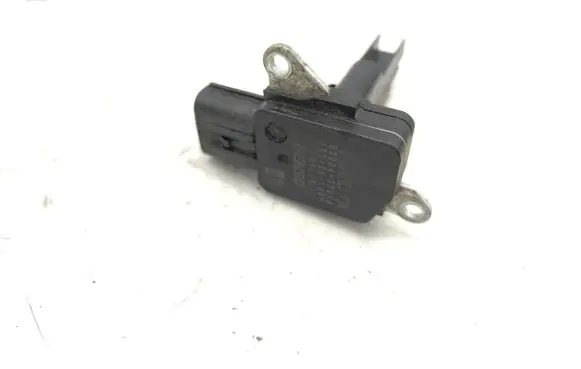 Toyota Prius (XW30) Mass air flow meter 2220437010 1974005080