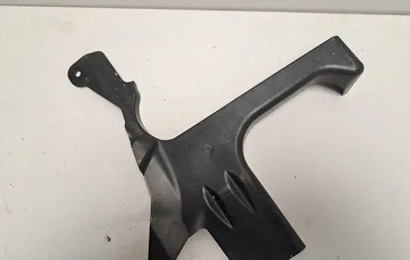 BMW i4 Rear underbody cover/under tray 8738057