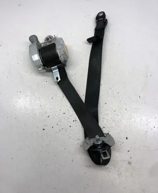 Hyundai i40 Front seatbelt 888103Z000 888203Z000