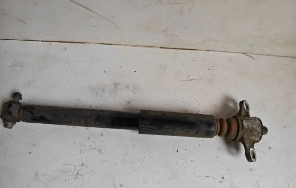 KIA Soul Rear shock absorber/damper 55300J2000 55326F2000