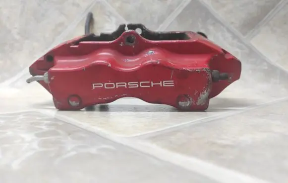 Porsche Cayenne (9PA) Rear brake caliper 20767303 4A0733