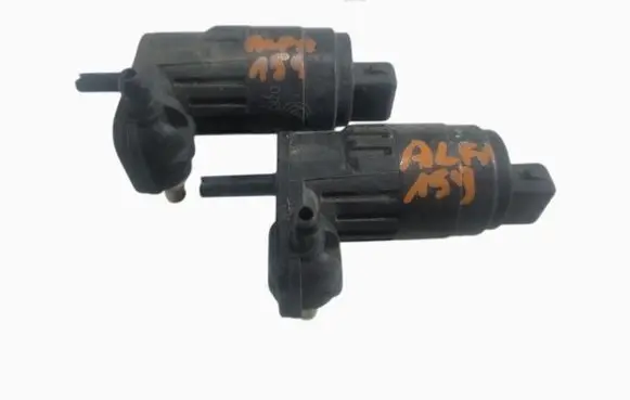 Alfa Romeo 159 Windscreen/windshield washer pump