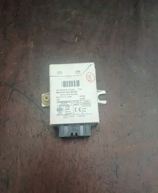 BMW 3 E46 Immobilizer control unit/module 6905667 60837715 61356905666