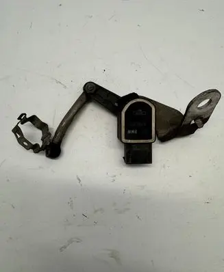 BMW 1 E81 E87 Headlight/headlamp level sensor 6785205