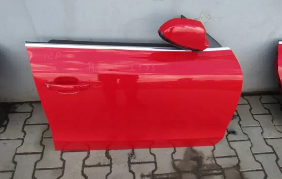 Audi A5 8T 8F Front door