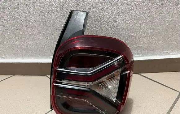 Dacia Duster II Rear/tail lights 265507316R