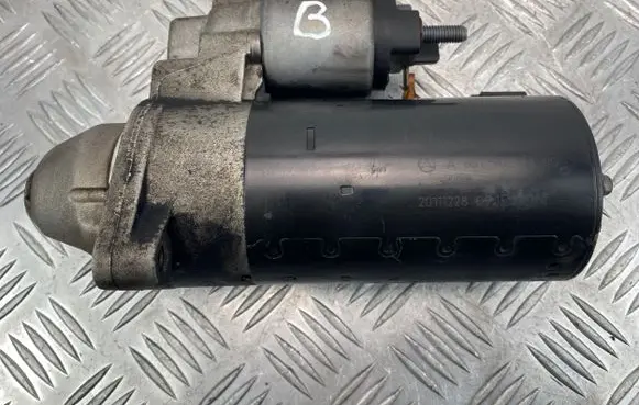 Mercedes-Benz C W204 Starter motor A6519062400 20111228 0001139043