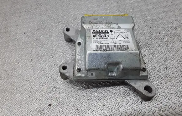 Renault Laguna II Airbag control unit/module 603947700 8200325696