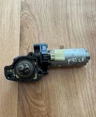 BMW 3 F30 F35 F31 Seat adjustment motor 52107325533 7325533 17124