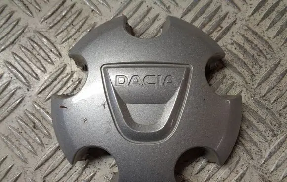 Dacia Duster II R16 wheel hub/cap/trim 403157451R