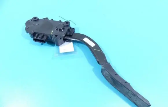 Suzuki XL7 II Accelerator throttle pedal 15222244 IMPRK1356079