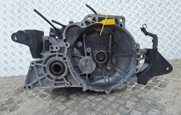 Hyundai Tucson JM Manual 5 speed gearbox S25165269 L8J