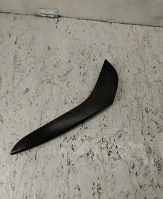 Volkswagen PASSAT B6 Front door interior handle trim 3C1867172