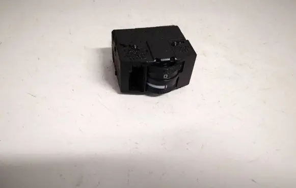 Audi A3 S3 8L Headlight level height control switch 8l0919094b
