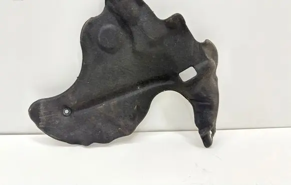 BMW 5 F10 F11 Heat shield in engine bay BMW1114 8490568 54703011