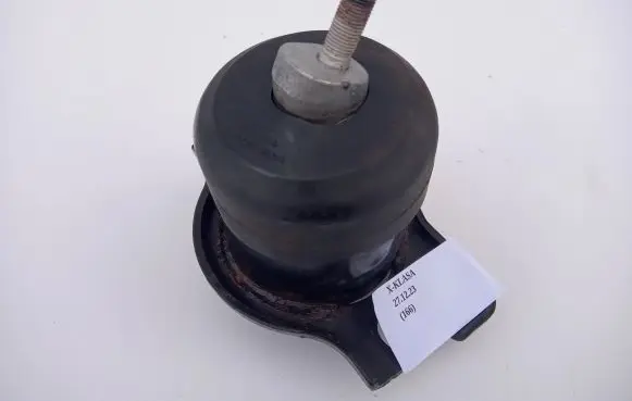 Mercedes-Benz X-class W470 Engine mount vacuum valve 