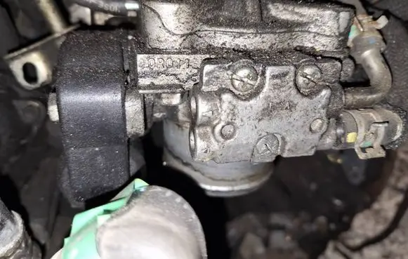 Toyota Auris 150 Throttle valve 0r011