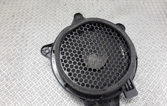 Chrysler Pacifica Front door speaker 04685967AD