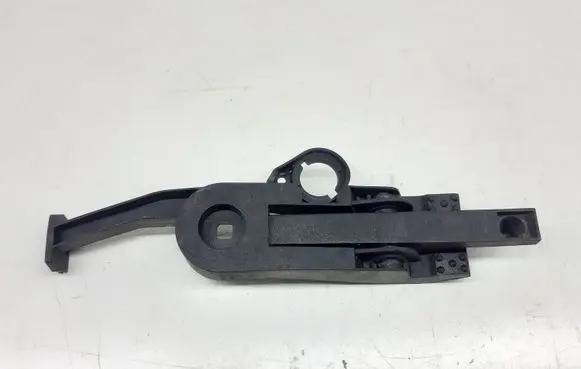 BMW 7 E65 E66 Air filter cleaner box bracket assembly 6942650