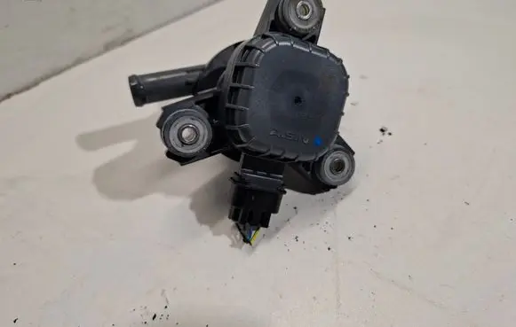 Volvo V60 Electric auxiliary coolant/water pump 31319023
