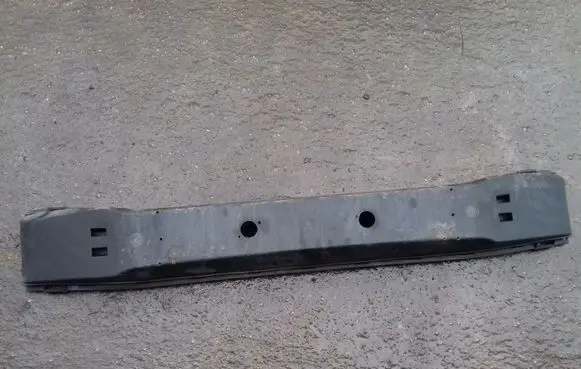 Volvo V50 Front bumper support beam 30655876 30655877