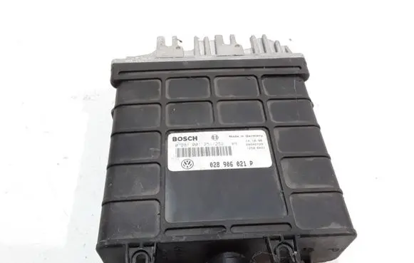 Ford Galaxy Engine control unit/module 028906021P 0281001251252