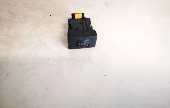 Toyota RAV 4 (XA30) Headlight level height control switch 134159