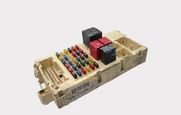Fiat Punto (188) Fuse module 46758963 46798425
