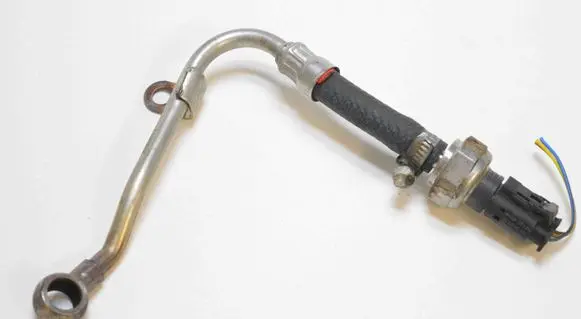 BMW 3 E90 E91 Exhaust gas pressure sensor 8507634 7810181